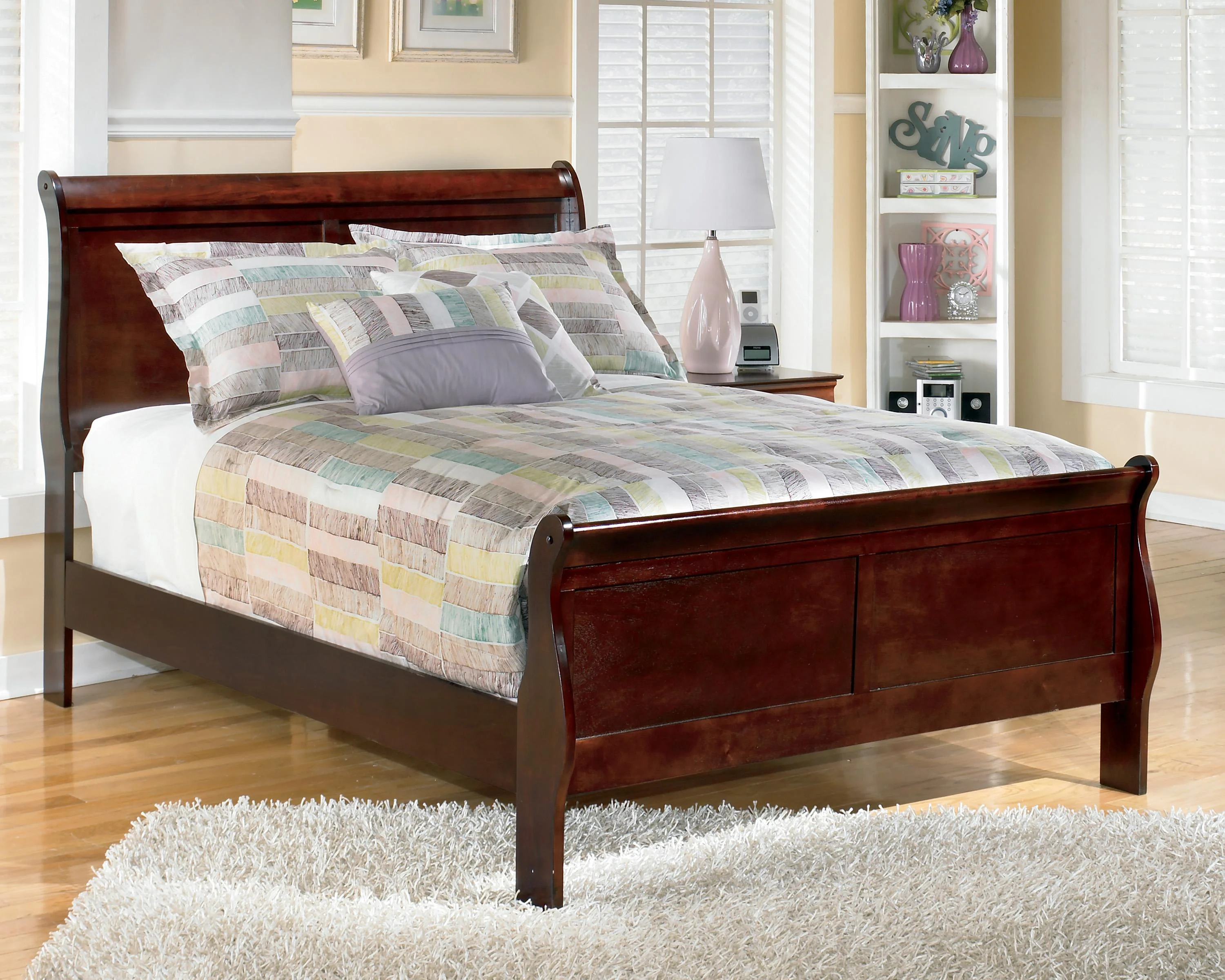 Signature Design by Ashley Alisdair B376B4 Full Sleigh Bed Royal
